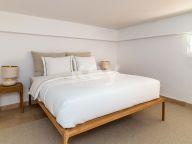 Villa for sale in Marbella Country Club, Nueva Andalucia