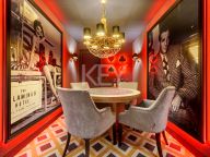 Villa for sale in La Quinta, Benahavis