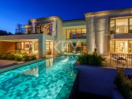 Villa for sale in La Quinta, Benahavis
