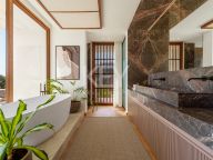 Villa for sale in La Quinta, Benahavis