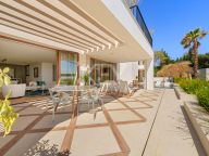 Villa for sale in La Quinta, Benahavis