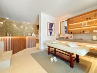 Villa for sale in La Quinta, Benahavis