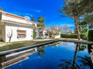 Villa en venta en Guadalmina Alta, San Pedro de Alcantara