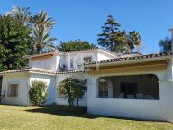 Villa en venta en Guadalmina Alta, San Pedro de Alcantara