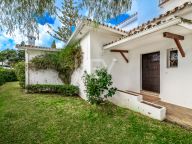 Villa en venta en Guadalmina Alta, San Pedro de Alcantara