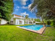 Villa en venta en Guadalmina Alta, San Pedro de Alcantara