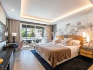 Apartamento en venta en Puente Romano II, Marbella Golden Mile