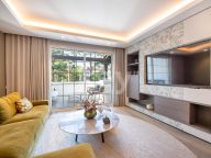 Apartamento en venta en Puente Romano II, Marbella Golden Mile
