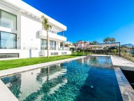 Villa en venta en Paraiso Alto, Benahavis