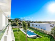 Villa en venta en Paraiso Alto, Benahavis