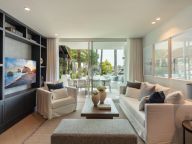 Apartment for sale in Marina de Puente Romano, Marbella Golden Mile