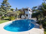 Villa for sale in Paraiso Alto, Benahavis