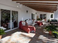 Villa for sale in Paraiso Alto, Benahavis