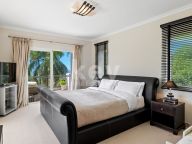 Villa for rent in El Rosario, Marbella East