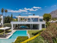 Villa for sale in Las Lomas del Marbella Club, Marbella Golden Mile