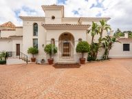 Villa en venta en Paraiso Alto, Benahavis