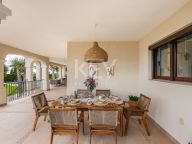 Villa en venta en Paraiso Alto, Benahavis