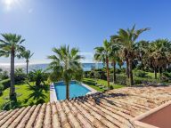 Villa en venta en Paraiso Barronal, Estepona