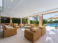 Villa en venta en Paraiso Barronal, Estepona