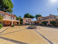 Villa en venta en Paraiso Barronal, Estepona