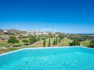 Villa for sale in Los Flamingos Golf, Benahavis