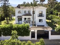 Villa en venta en Monte Biarritz, Estepona