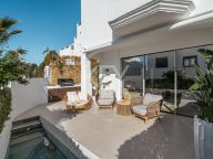 Town House for sale in Altos de Puente Romano, Marbella Golden Mile