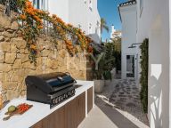 Town House for sale in Altos de Puente Romano, Marbella Golden Mile