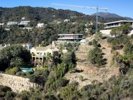 Villa en venta en El Madroñal, Benahavis