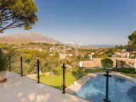 Villa for sale in El Madroñal, Benahavis