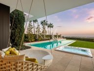 Villa for sale in La Quinta, Benahavis