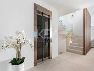 Villa Pareada en venta en Le Blanc, Marbella Golden Mile