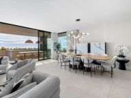 Villa Pareada en venta en Le Blanc, Marbella Golden Mile