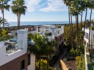 Villa Pareada en venta en Le Blanc, Marbella Golden Mile