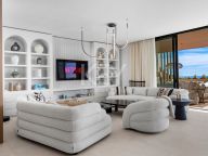 Villa Pareada en venta en Le Blanc, Marbella Golden Mile