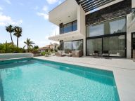 Villa for sale in Marbesa, Marbella East