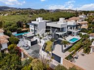 Villa for sale in Marbesa, Marbella East