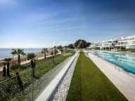 Apartamento en venta en Beach Side New Golden Mile, Estepona