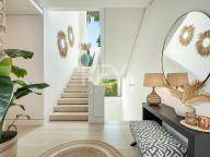 Villa for sale in La Quinta Hills, Benahavis