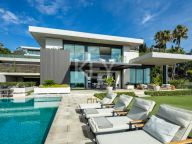 Villa for sale in La Quinta Hills, Benahavis