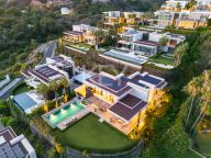 Villa for sale in La Quinta Hills, Benahavis