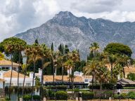 Villa en venta en Finca Cortesin, Casares