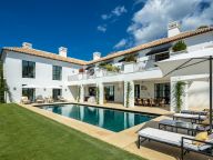 Villa en venta en Cascada de Camojan, Marbella Golden Mile