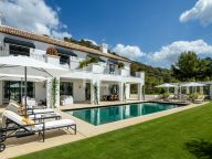 Villa en venta en Cascada de Camojan, Marbella Golden Mile