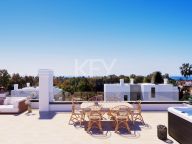 Villa for sale in New Golden Mile, Estepona