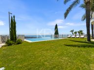 Villa for sale in Los Altos de los Monteros, Marbella East