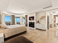 Villa for sale in Los Altos de los Monteros, Marbella East