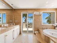 Villa for sale in Los Altos de los Monteros, Marbella East