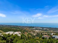 Villa for sale in Los Altos de los Monteros, Marbella East
