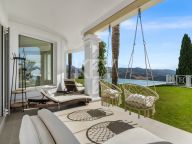 Villa for sale in Los Altos de los Monteros, Marbella East